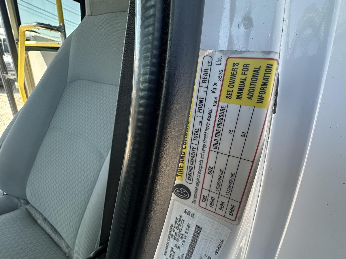 Refurbished 2017 Ford E-450