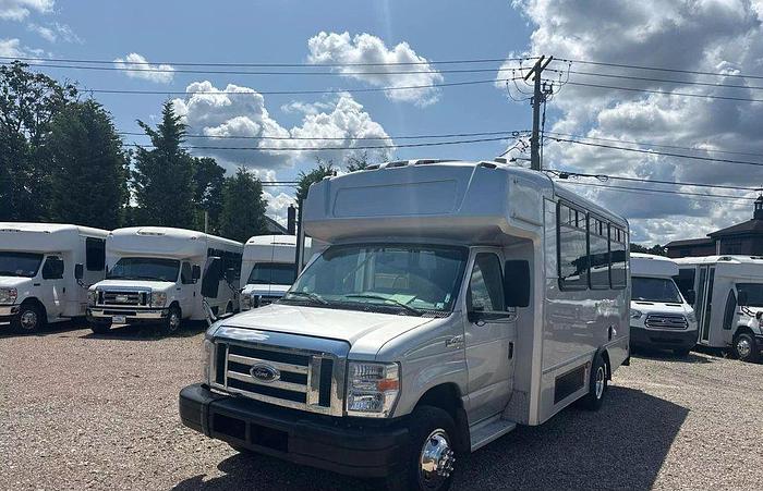 Refurbished 2017 Ford E450 NON CDL 14 / 2 WHEELCHAIR SHUTTLE BUS