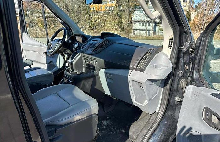 Refurbished 2017 Ford Transit T-350 SERVICE TRUCK W/COMPRESSOR & LIFT