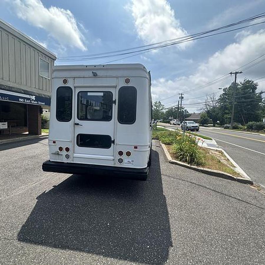 Refurbished 2017 Ford E-450 NON CDL 12 / 4 WHEELCHAIR SHUTTLE BUS