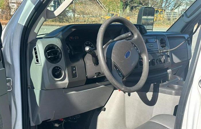 Refurbished 2016 FORD NON CDL AIRPORT SEATING 12/2 WHEELCHAIR SHUTTLE