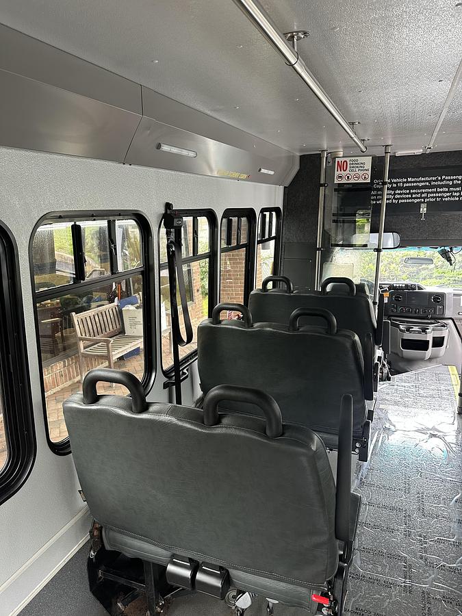 Refurbished 2017 Ford E-450