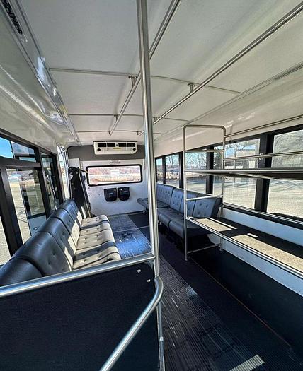 Refurbished 2016 FORD NON CDL AIRPORT SEATING 12/2 WHEELCHAIR SHUTTLE