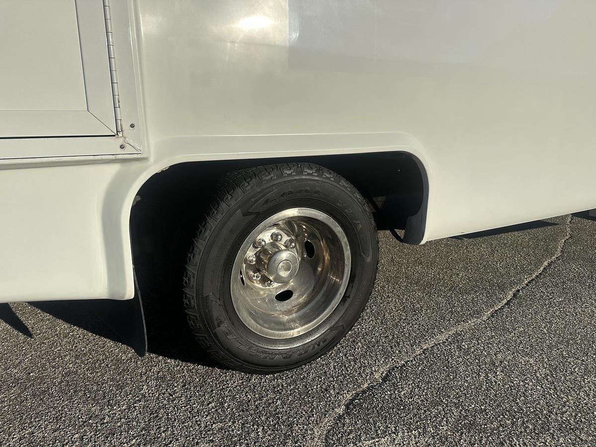 Refurbished 2018 Ford E-350 Non-CDL 13/2 Wheelchair Shuttle Bus
