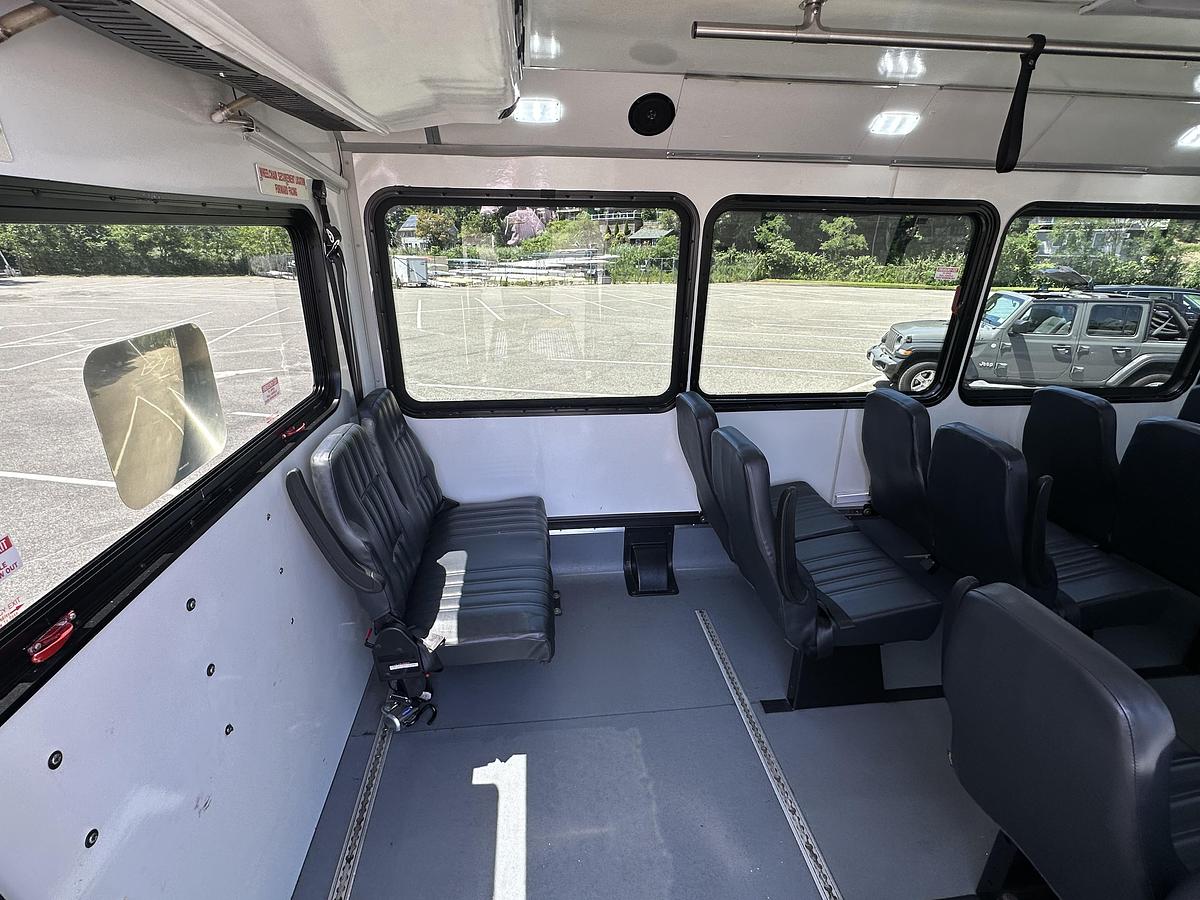 Refurbished 2018 Ford F550 Glaval Wheelchair Shuttle Bus 28 Passenger 2 Wheelchair