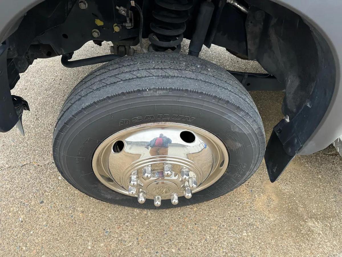 Refurbished 2012 Ford F-550 Glaval Wheelchair Shuttle Bus 30/2