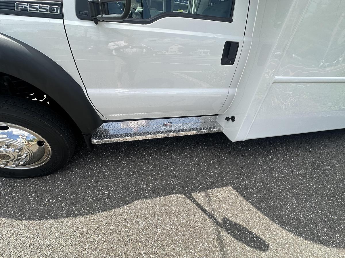 Used 2015 Ford F550 25 Passenger 2 Wheelchair Shuttle Bus