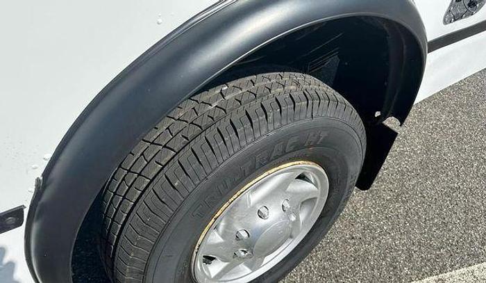 Refurbished 2013 Ford E-350 Non CDL 6/2 Wheelchair Shuttle Bus