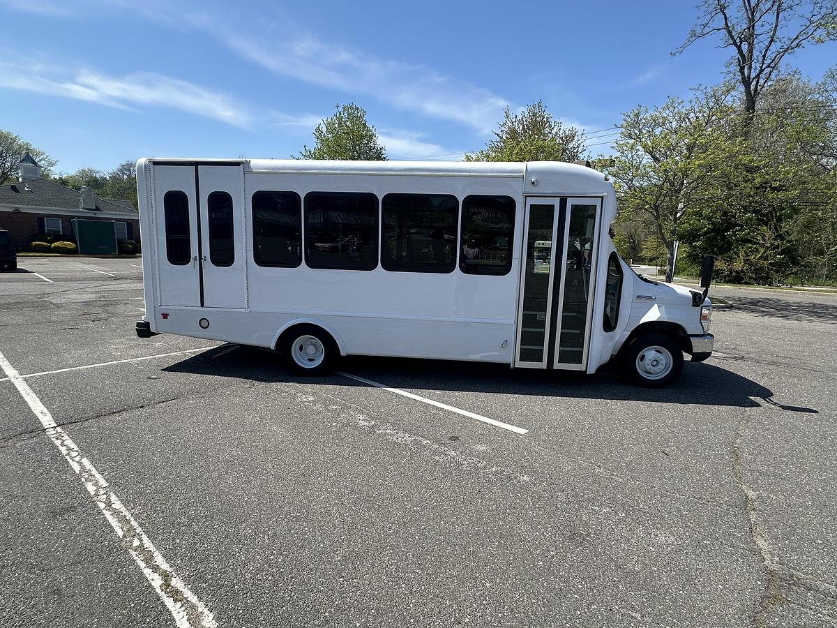 Refurbished 2019 Ford