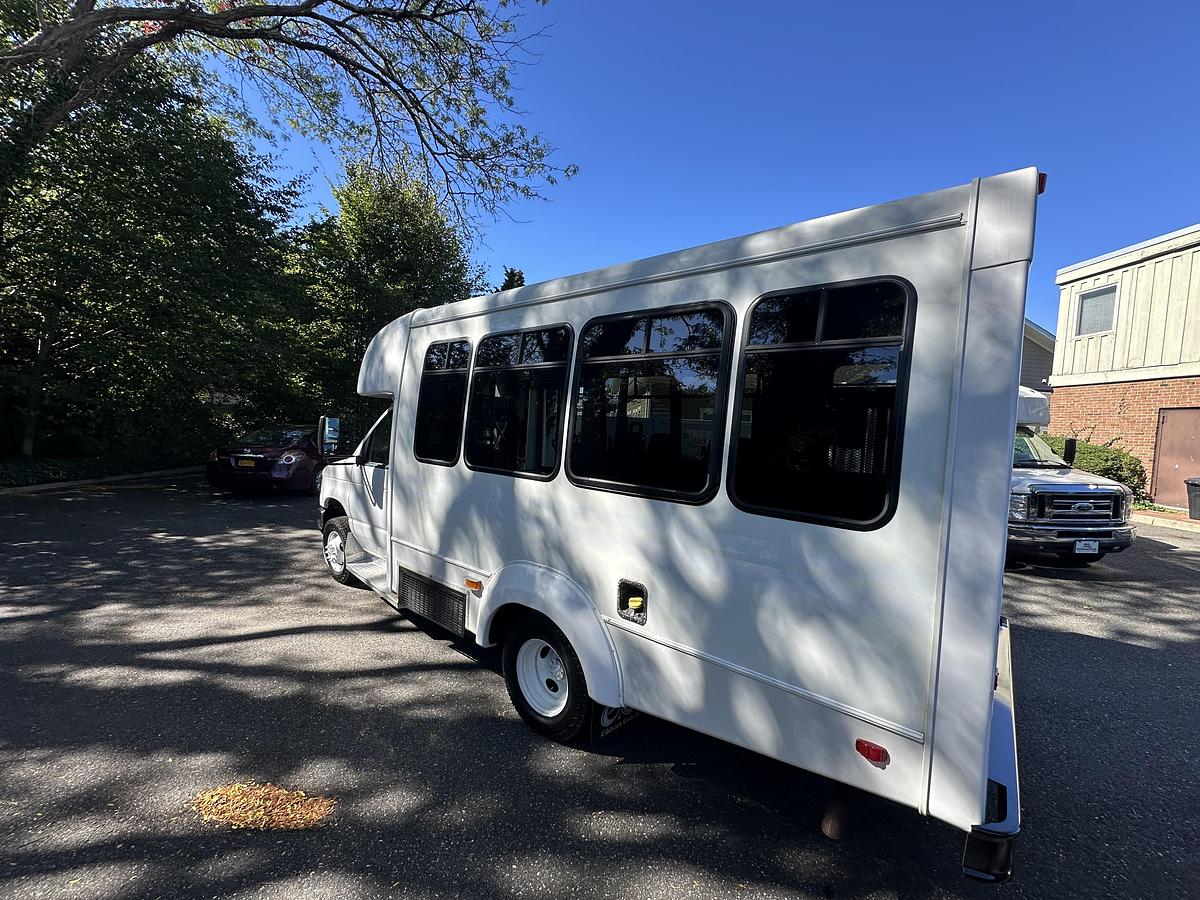 Refurbished 2016 Ford E-350 Non CDL Wheelchair Shuttle Bus