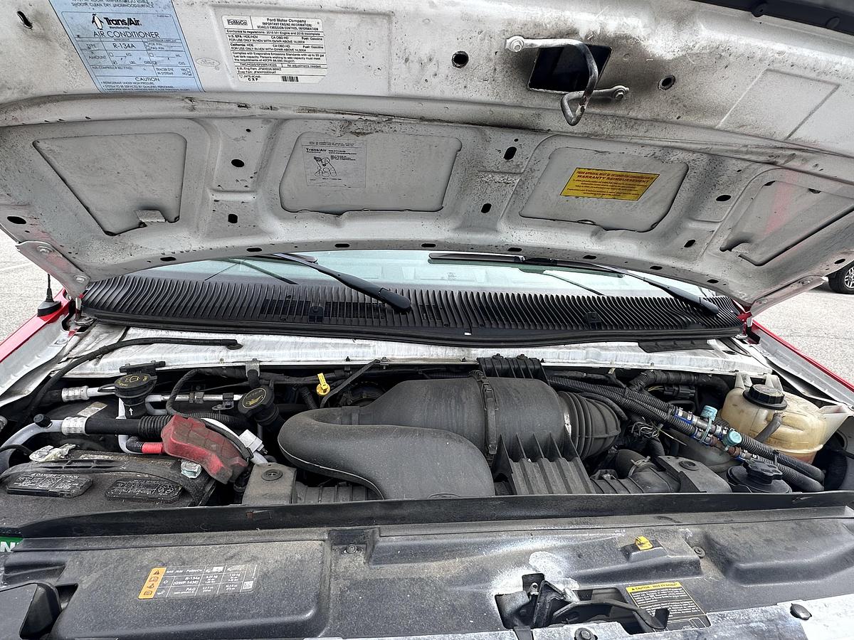 Used 2019 Ford E-450 24 Passenger Shuttle Bus W/Luggage