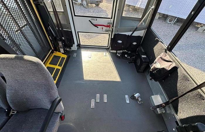 Refurbished 2016 Ford E-450 NON CDL 12/4 WHEELCHAIR SHUTTLE BUS