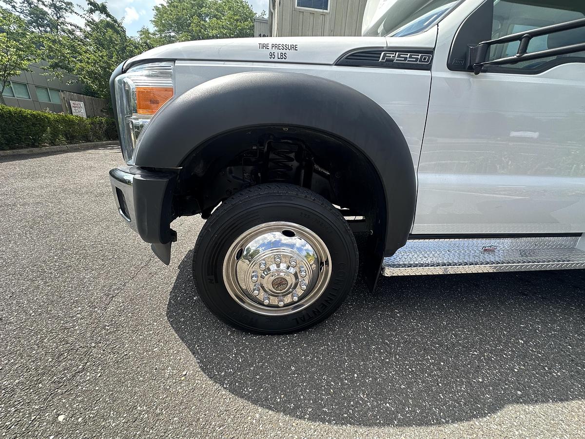 Used 2015 Ford F550 25 Passenger 2 Wheelchair Shuttle Bus