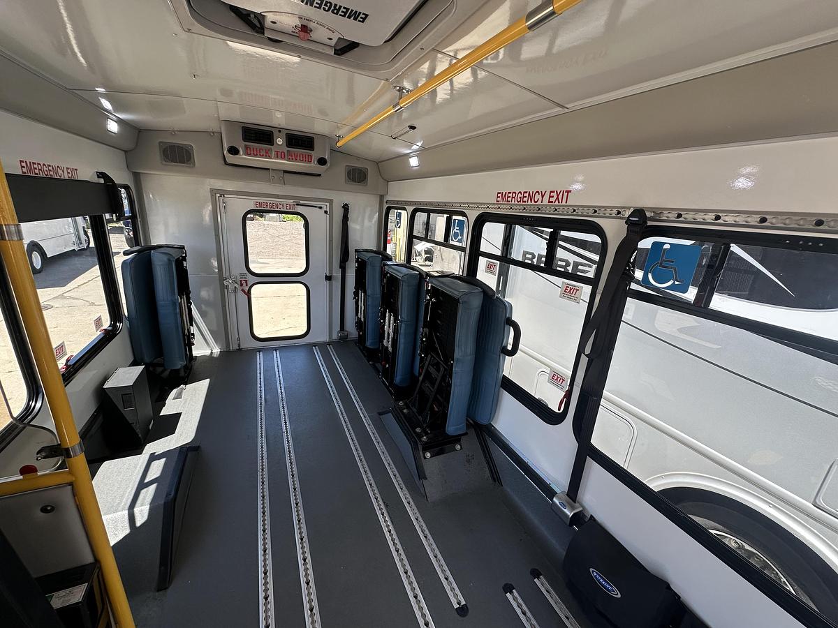 Refurbished 2020 FORD Transit 8/4
