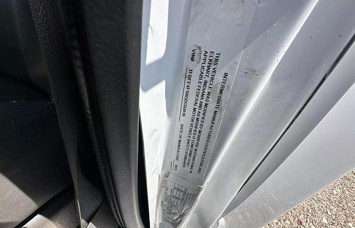 Refurbished 2016 Ford E-450 18/2 WHEELCHAIR SHUTTLE BUS