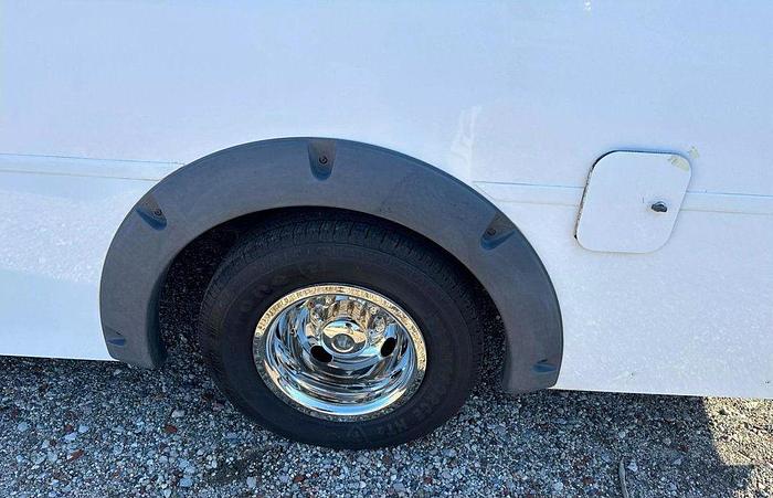 Refurbished 2016 Ford E-450 NON CDL 12/4 WHEELCHAIR SHUTTLE BUS