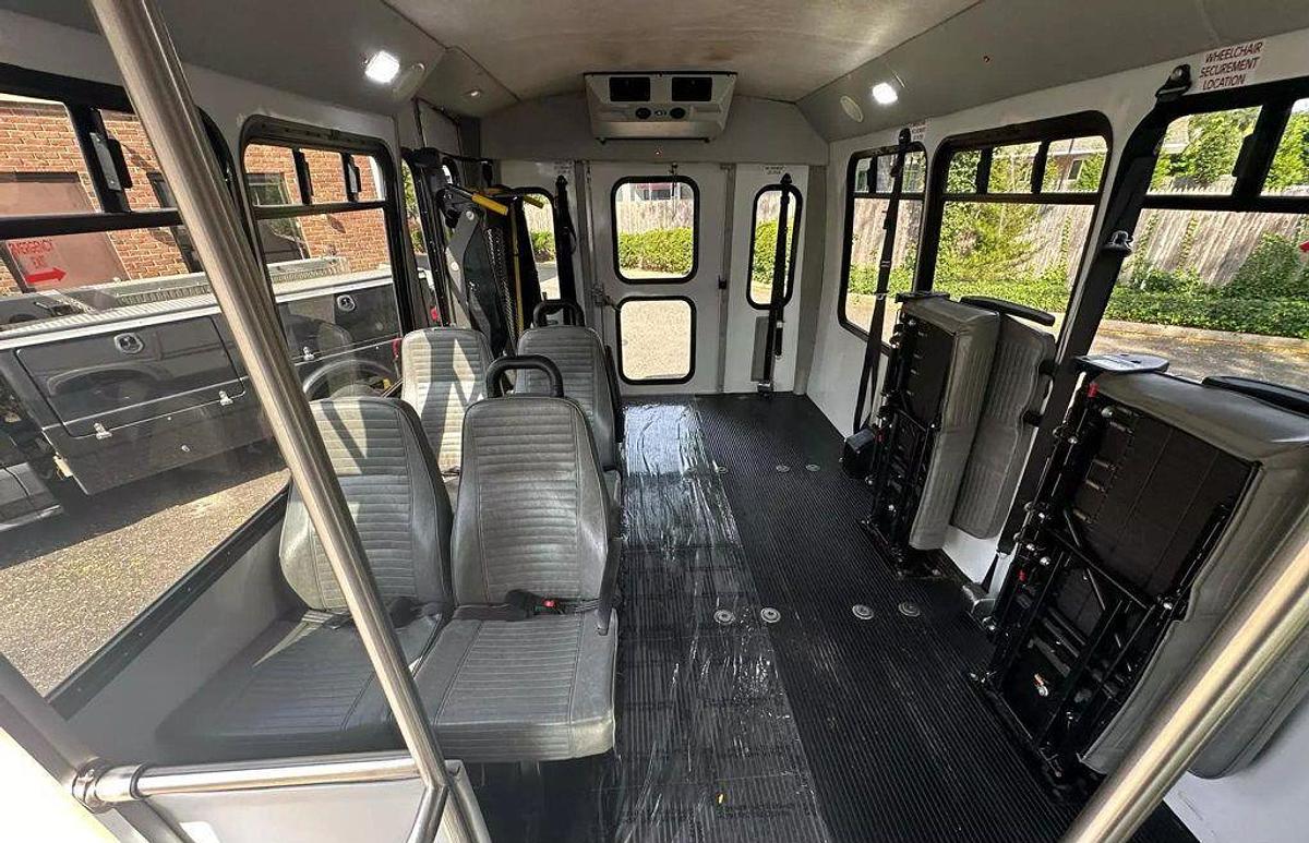 Refurbished 2015 Ford E-350 Non CDL 8/4 Wheelchair Shuttle Bus