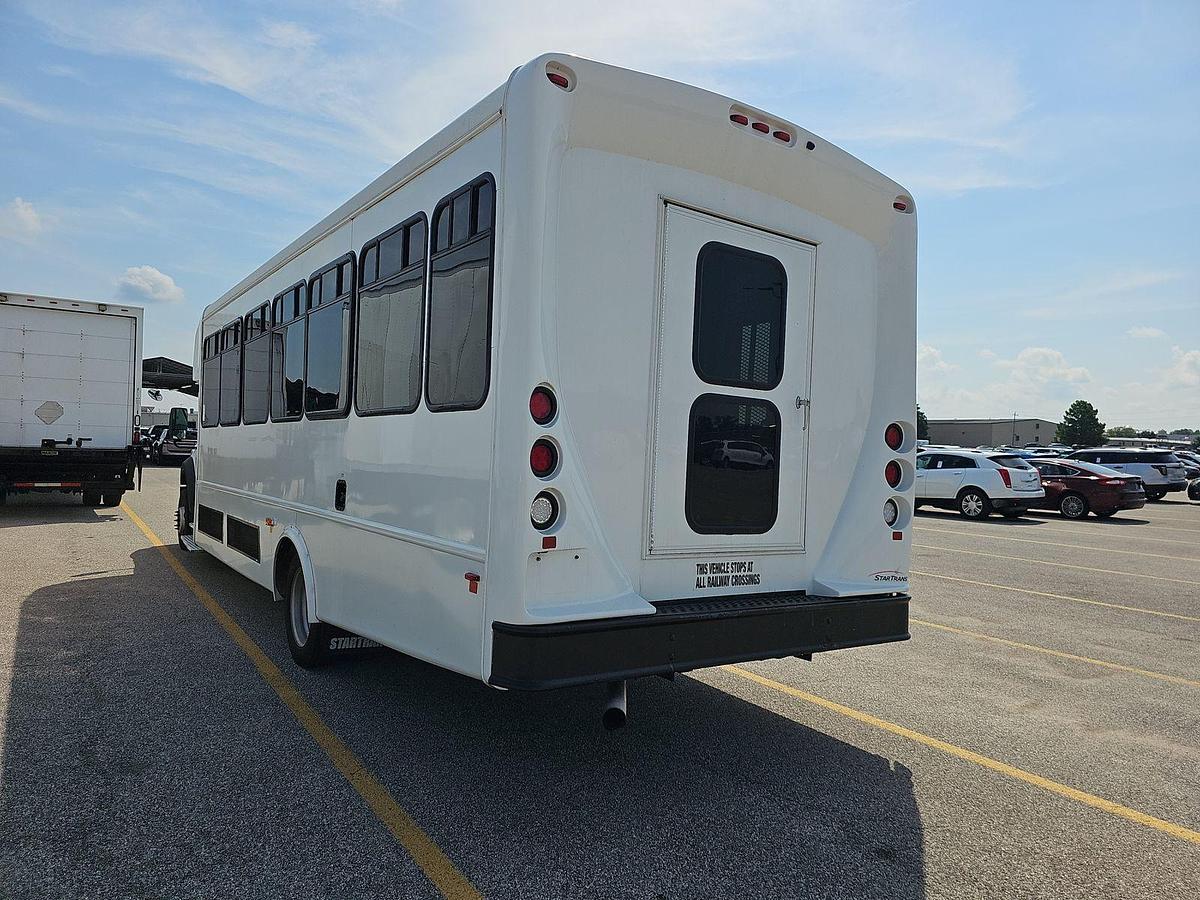 Refurbished 2019 Ford F-550 24/8 Startrans Gas Wheelchair Shuttle Bus