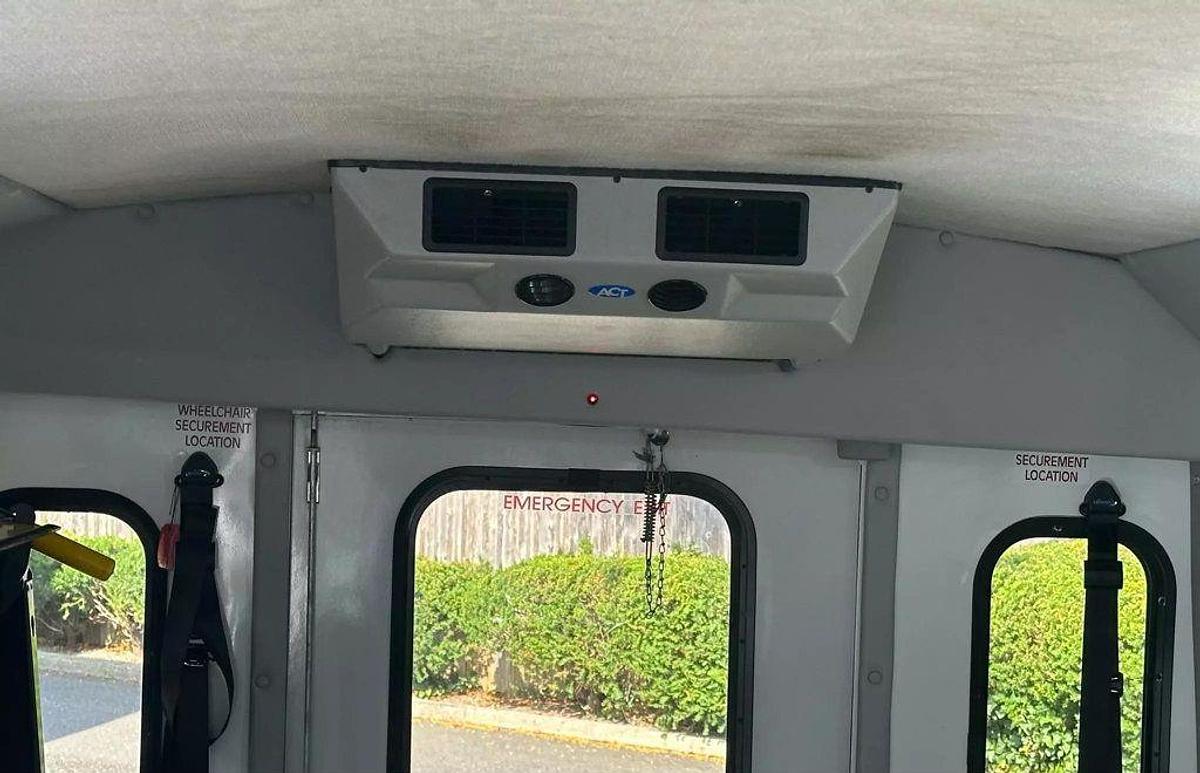 Refurbished 2015 Ford E-350 Non CDL 8/4 Wheelchair Shuttle Bus