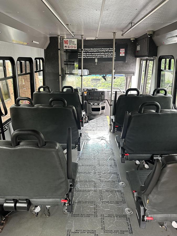 Refurbished 2017 Ford E-450