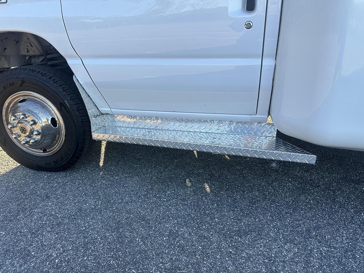 Refurbished 2018 Ford E-350 Non-CDL 13/2 Wheelchair Shuttle Bus