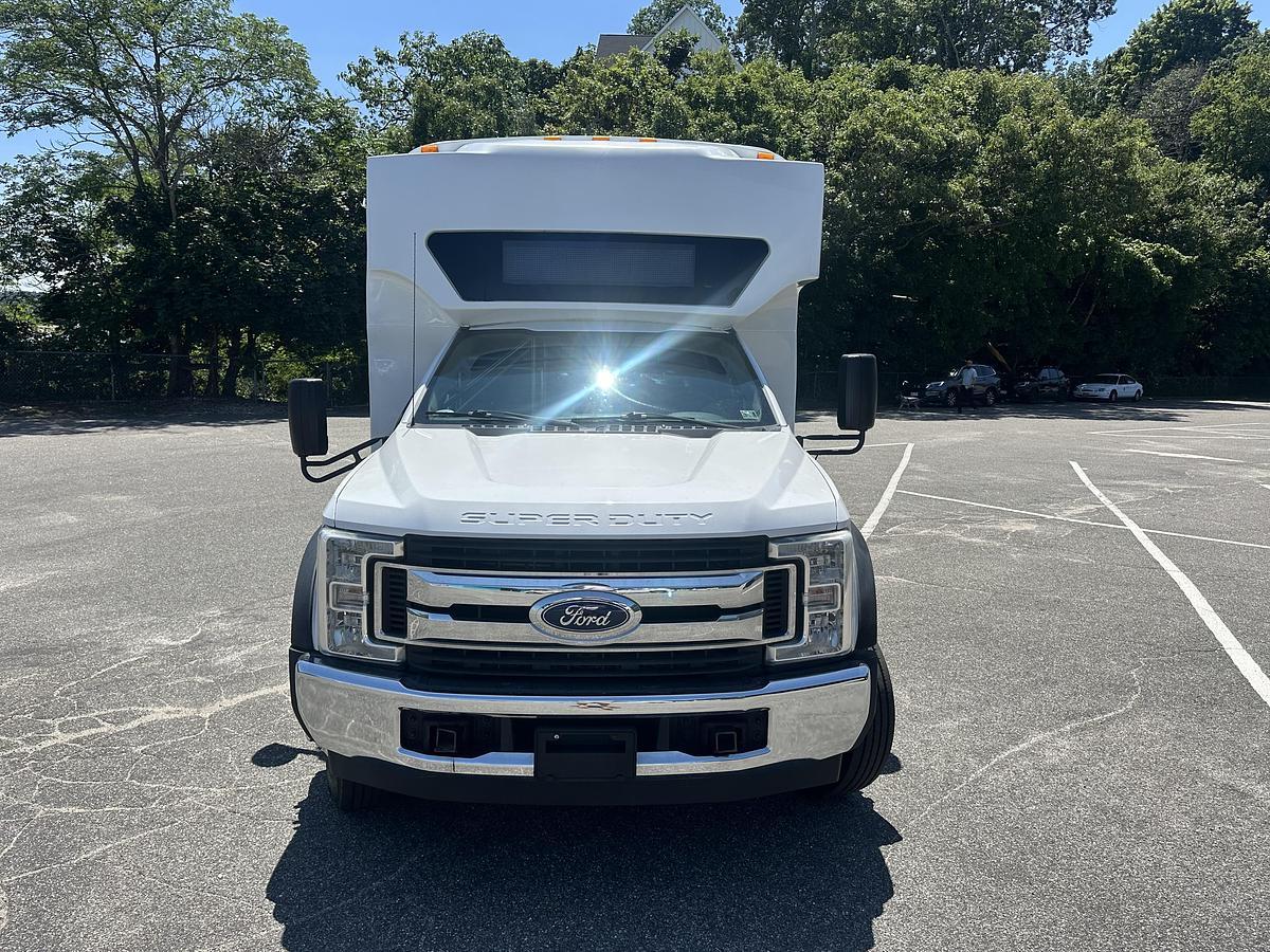 Refurbished 2018 Ford F550 Glaval Wheelchair Shuttle Bus 28 Passenger 2 Wheelchair
