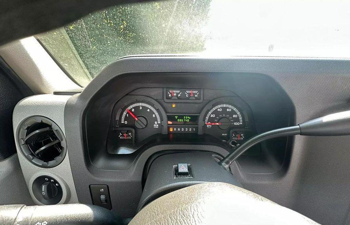 Refurbished 2015 Ford E-350 Non CDL 8/4 Wheelchair Shuttle Bus