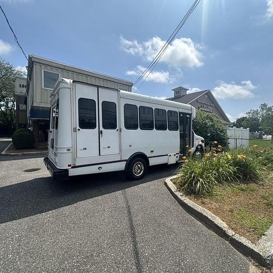 Refurbished 2017 Ford E-450 NON CDL 12 / 4 WHEELCHAIR SHUTTLE BUS