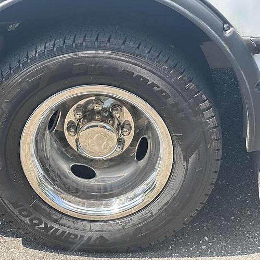 Refurbished 2017 Ford E-450 NON CDL 12 / 4 WHEELCHAIR SHUTTLE BUS