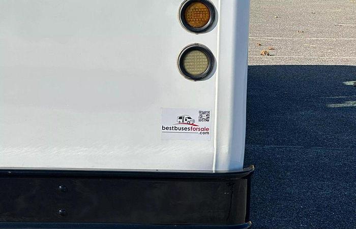 Refurbished 2016 FORD NON CDL AIRPORT SEATING 12/2 WHEELCHAIR SHUTTLE