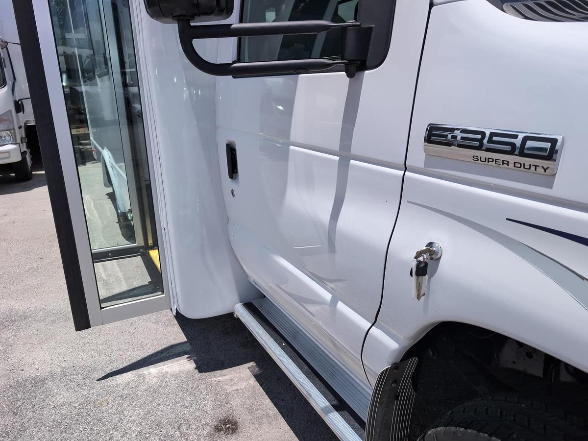 Refurbished 2017 Ford E-450 14 Passenger Shuttle Bus