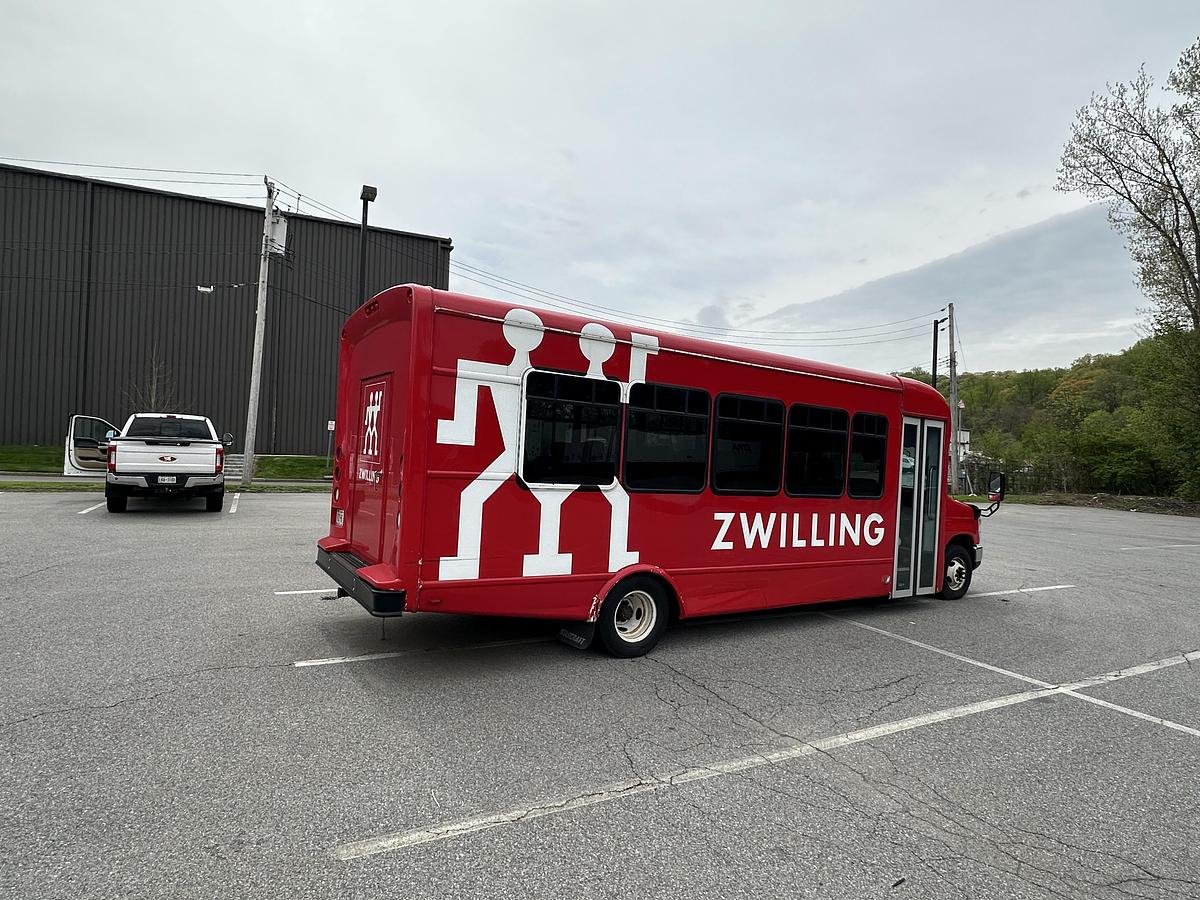 Used 2019 Ford E-450 24 Passenger Shuttle Bus W/Luggage