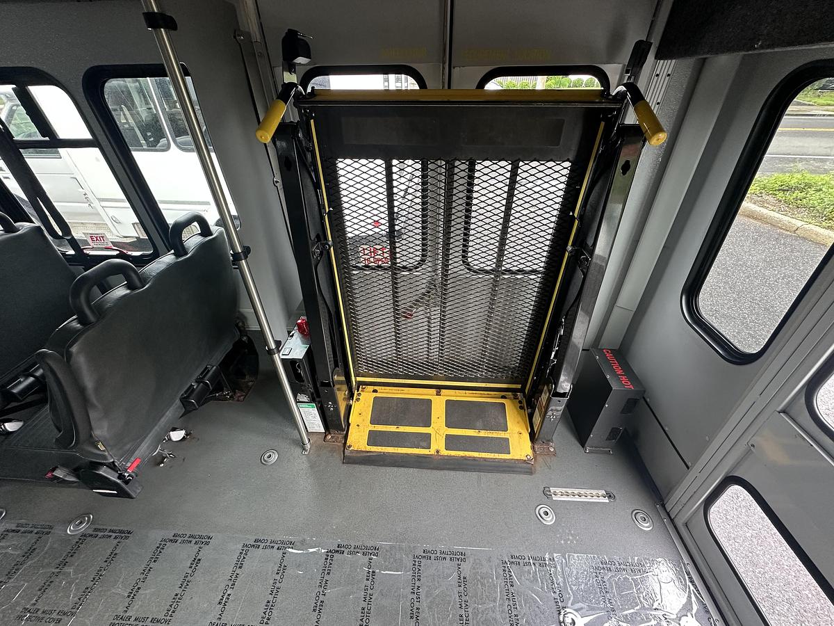 Refurbished 2017 Ford E-450