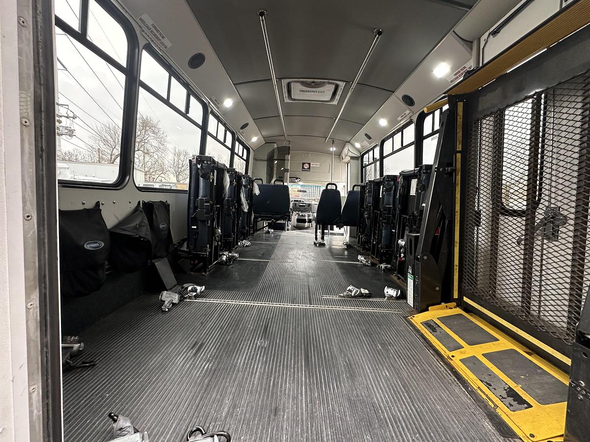 Used 2017 Ford E-450 19/7 Wheelchair Shuttle Bus