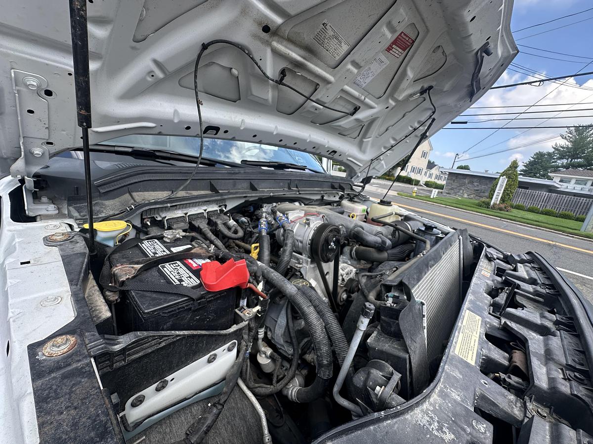 Used 2015 Ford F550 25 Passenger 2 Wheelchair Shuttle Bus