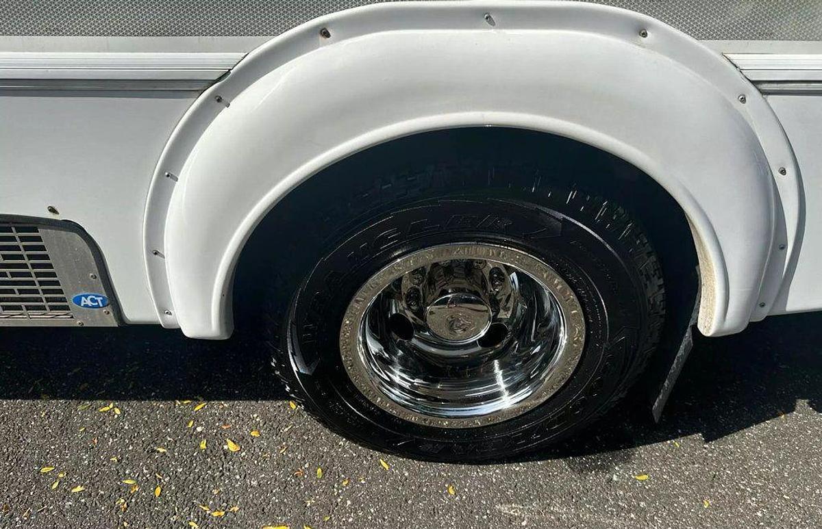 Refurbished 2015 Ford E-350 Non CDL 8/4 Wheelchair Shuttle Bus