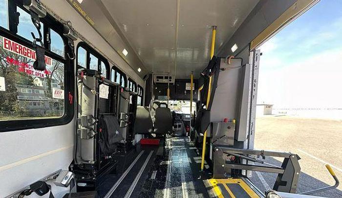 Refurbished 2013 Ford E-350 Non CDL 6/2 Wheelchair Shuttle Bus