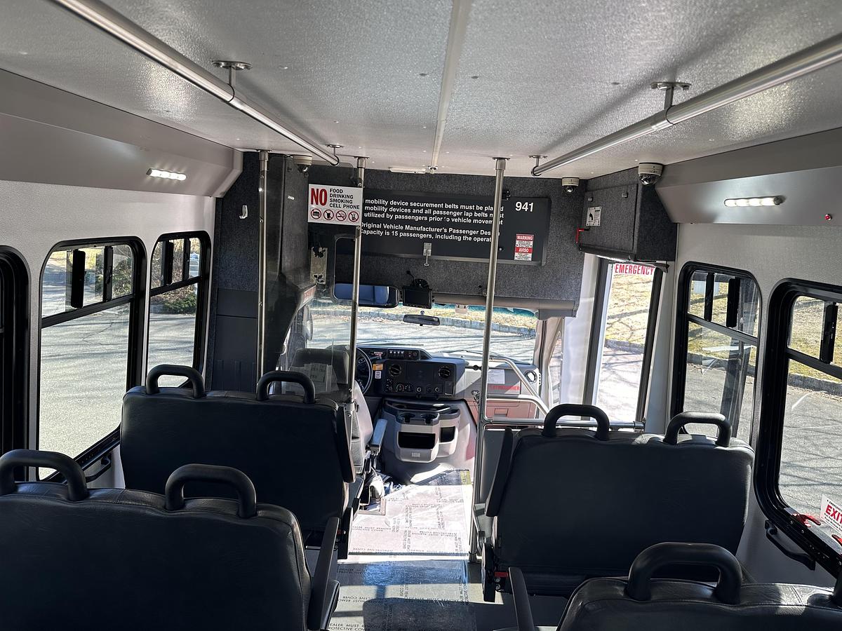 Refurbished 2017 Ford E-450