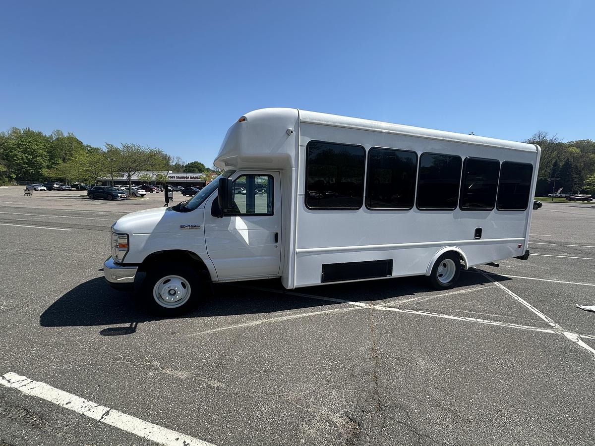 Refurbished 2019 Ford