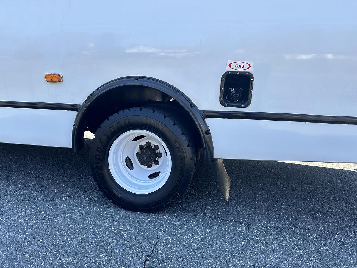 Refurbished 2017 Ford E-450
