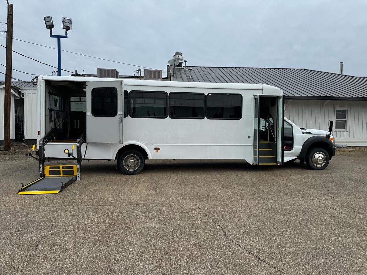 Refurbished 2012 Ford F-550 Glaval Wheelchair Shuttle Bus 30/2