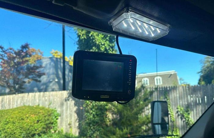 Used 2015 Ford E-350 Non CDL 8/4 Wheelchair Shuttle Bus