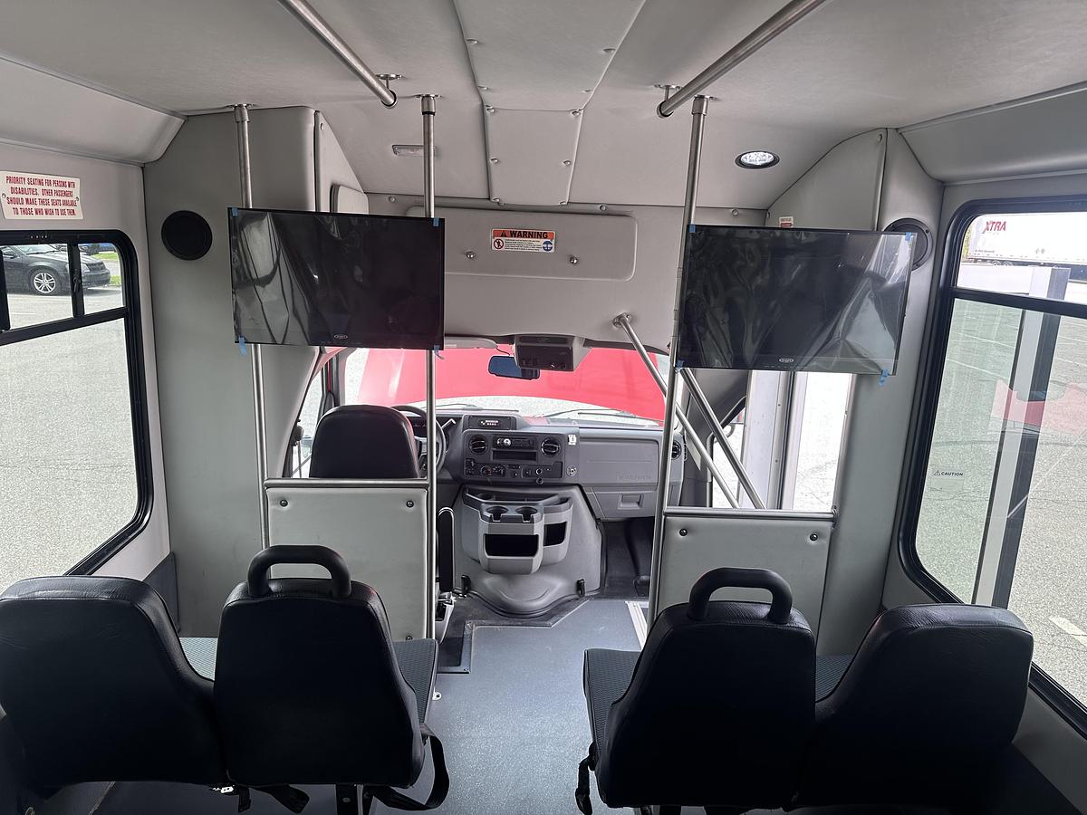 Used 2021 Ford E-450 24/2 Wheelchair Shuttle Bus