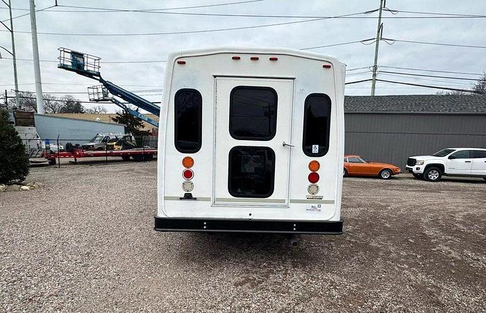 Refurbished 2015 Ford E-350 Non CDL 8/4 Wheelchair Shuttle Bus