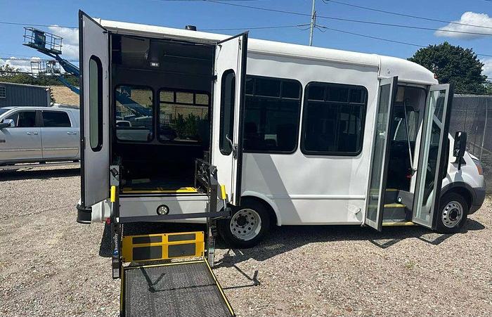 Refurbished 2017 Ford NON CDL TRANSIT T350 8/4 CNG WHEELCHAIR SHUTTLE BUS