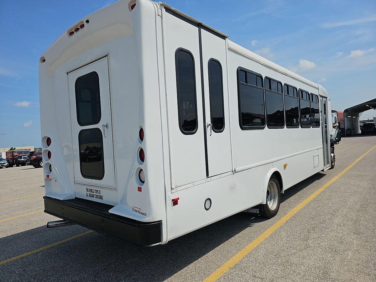 Refurbished 2019 Ford F-550 24/8 Startrans Gas Wheelchair Shuttle Bus