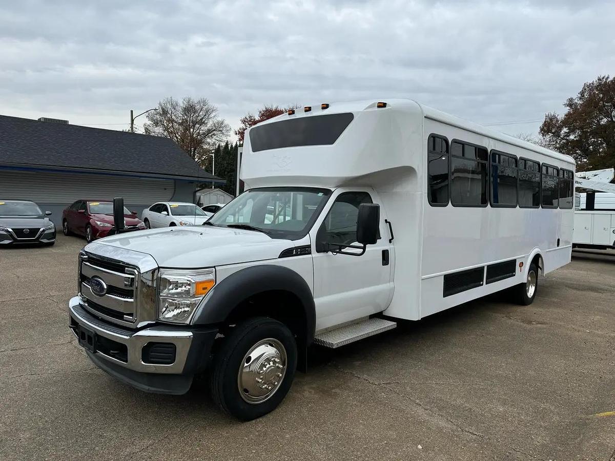 Refurbished 2012 Ford F-550 Glaval Wheelchair Shuttle Bus 30/2