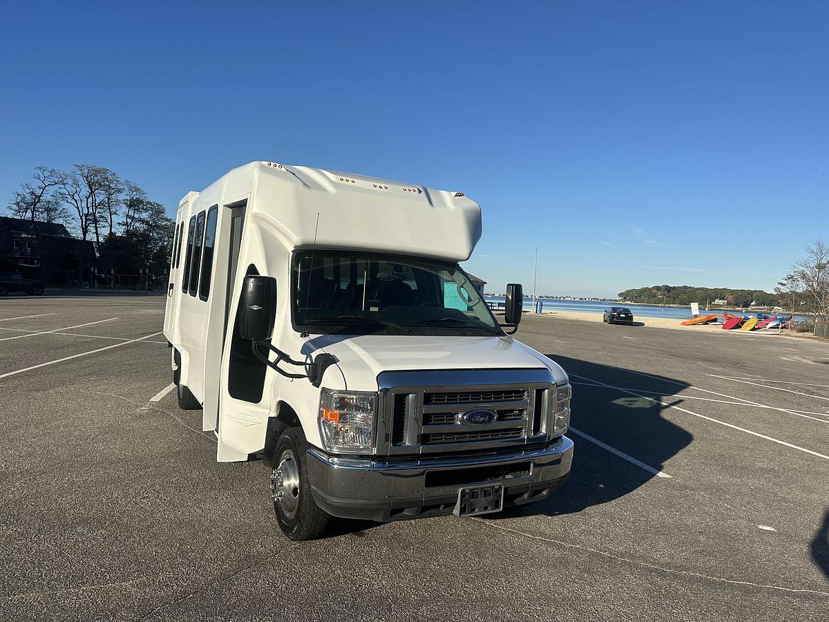 Refurbished 2018 Ford E-350 Non-CDL 13/2 Wheelchair Shuttle Bus