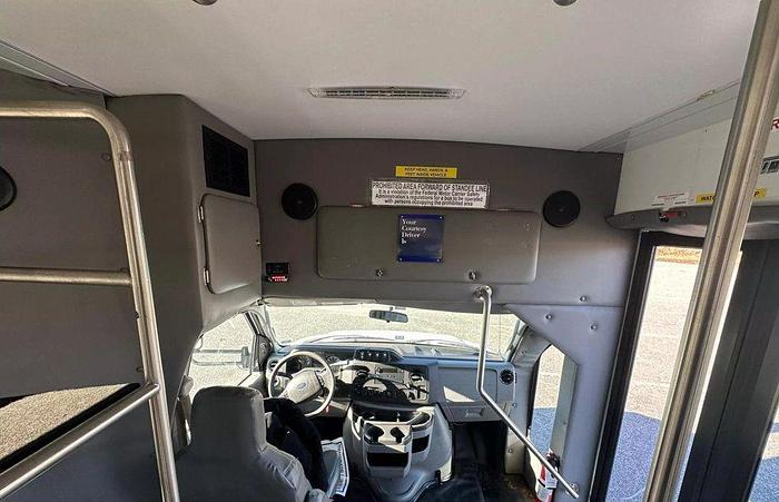 Refurbished 2016 FORD NON CDL AIRPORT SEATING 12/2 WHEELCHAIR SHUTTLE