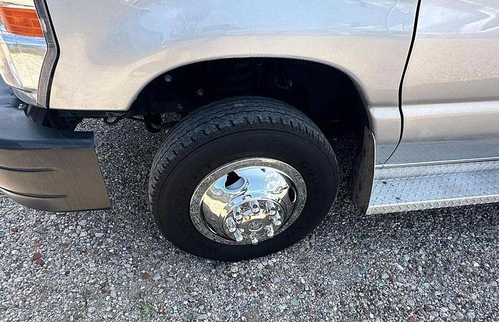 Refurbished 2017 Ford E450 NON CDL 14 / 2 WHEELCHAIR SHUTTLE BUS